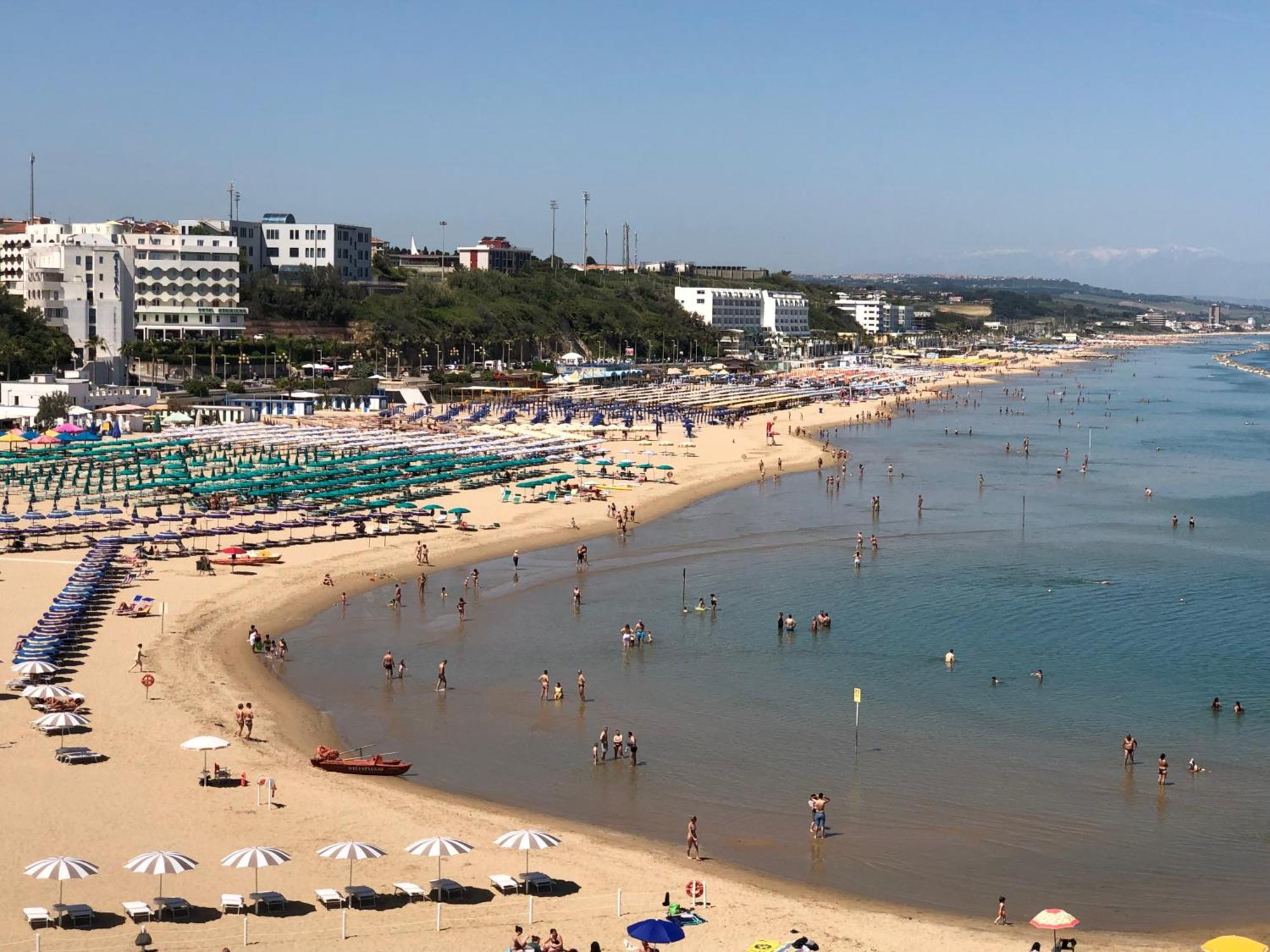 Appartamento Via Ruffini 1 Termoli Esterno foto