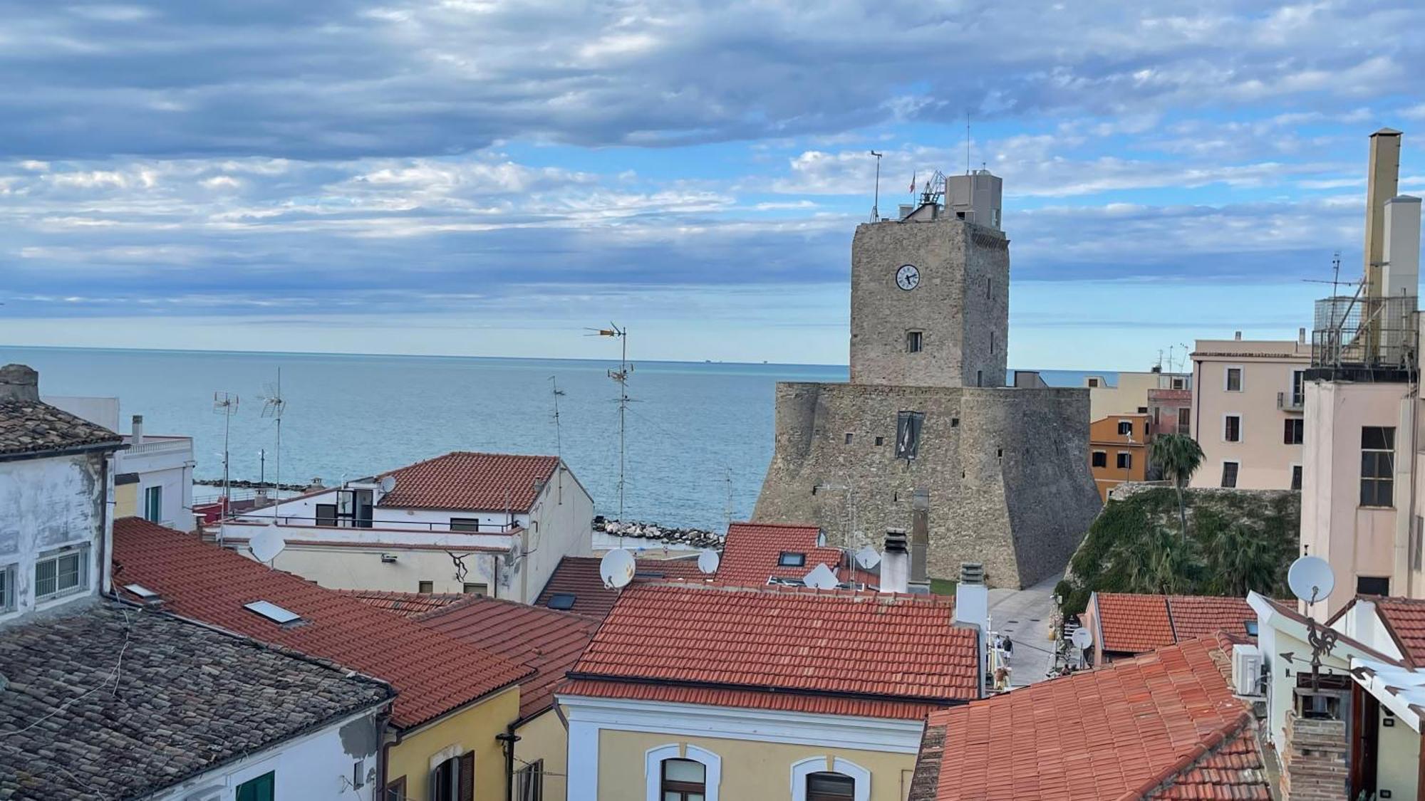 Appartamento Via Ruffini 1 Termoli Esterno foto